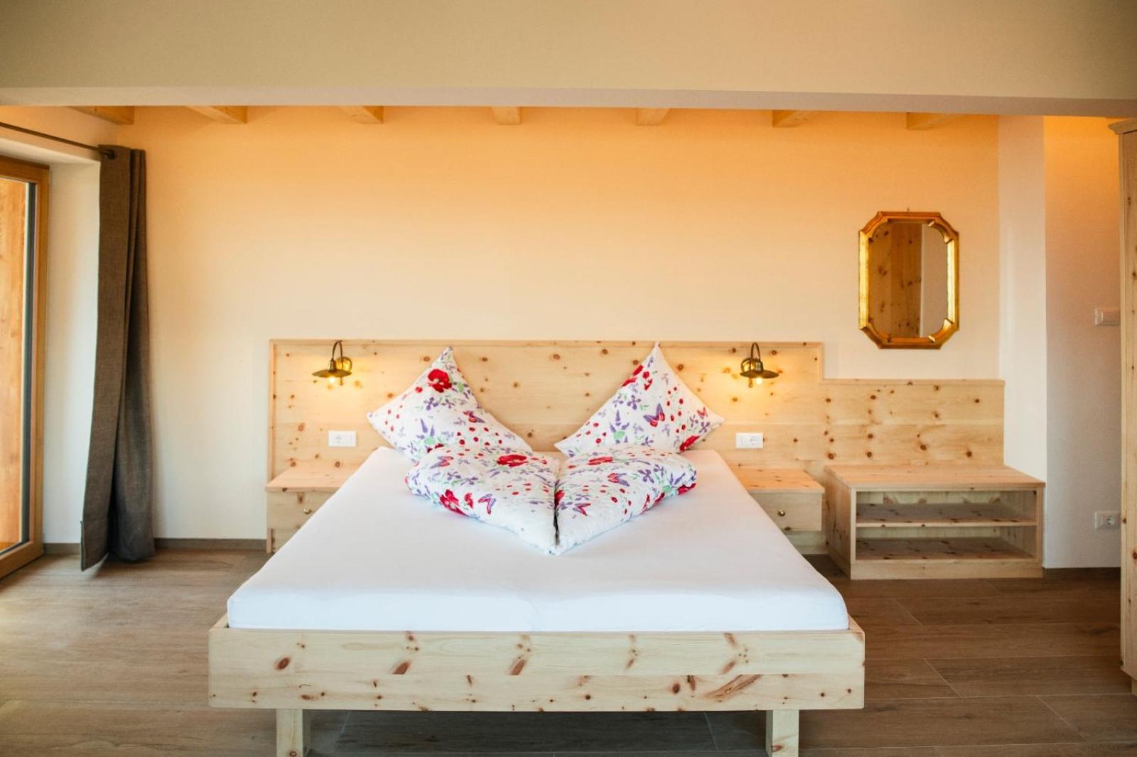 Bed and Breakfast Garni Stuebele Tirolo Zewnętrze zdjęcie