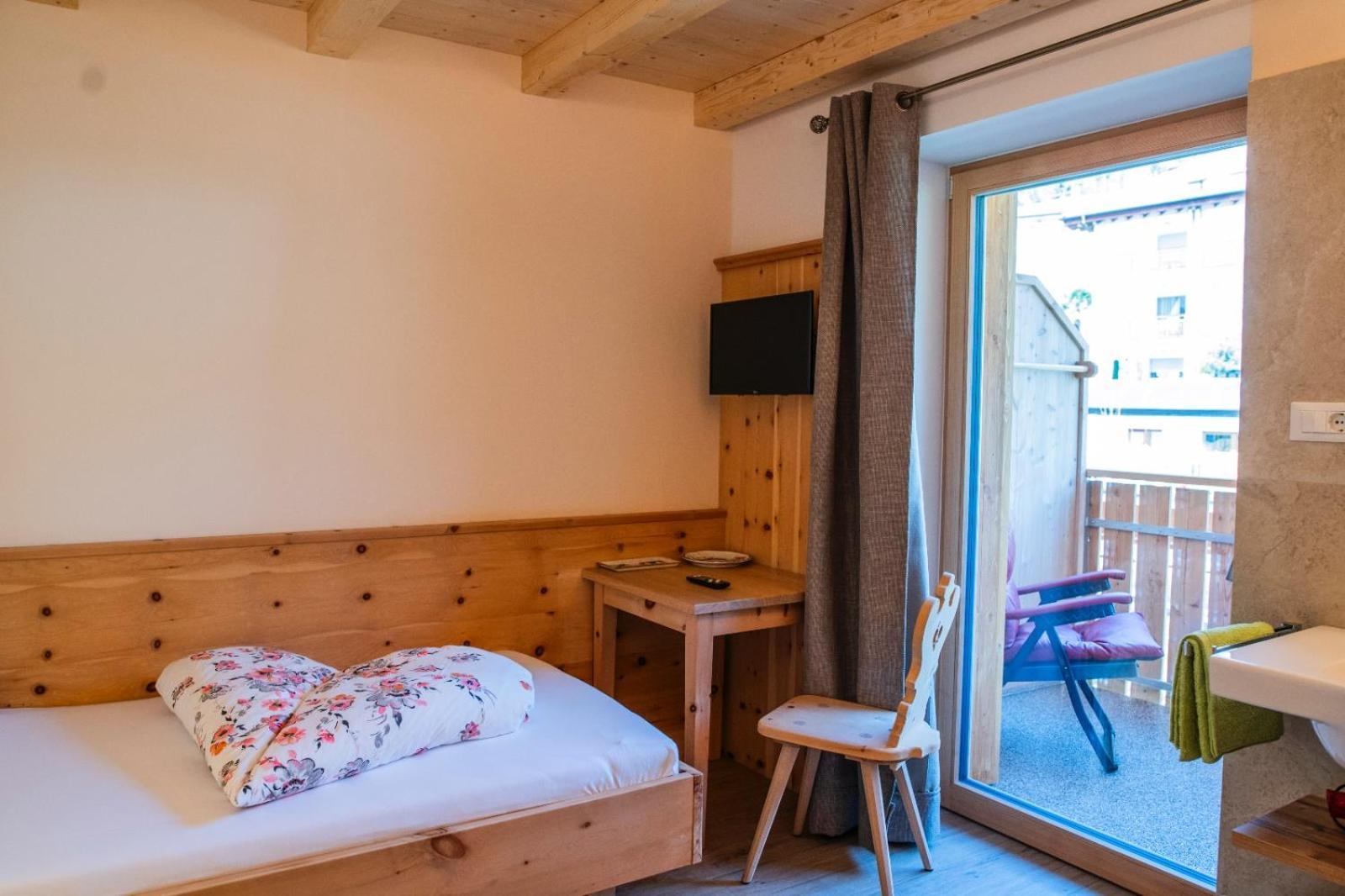 Bed and Breakfast Garni Stuebele Tirolo Zewnętrze zdjęcie