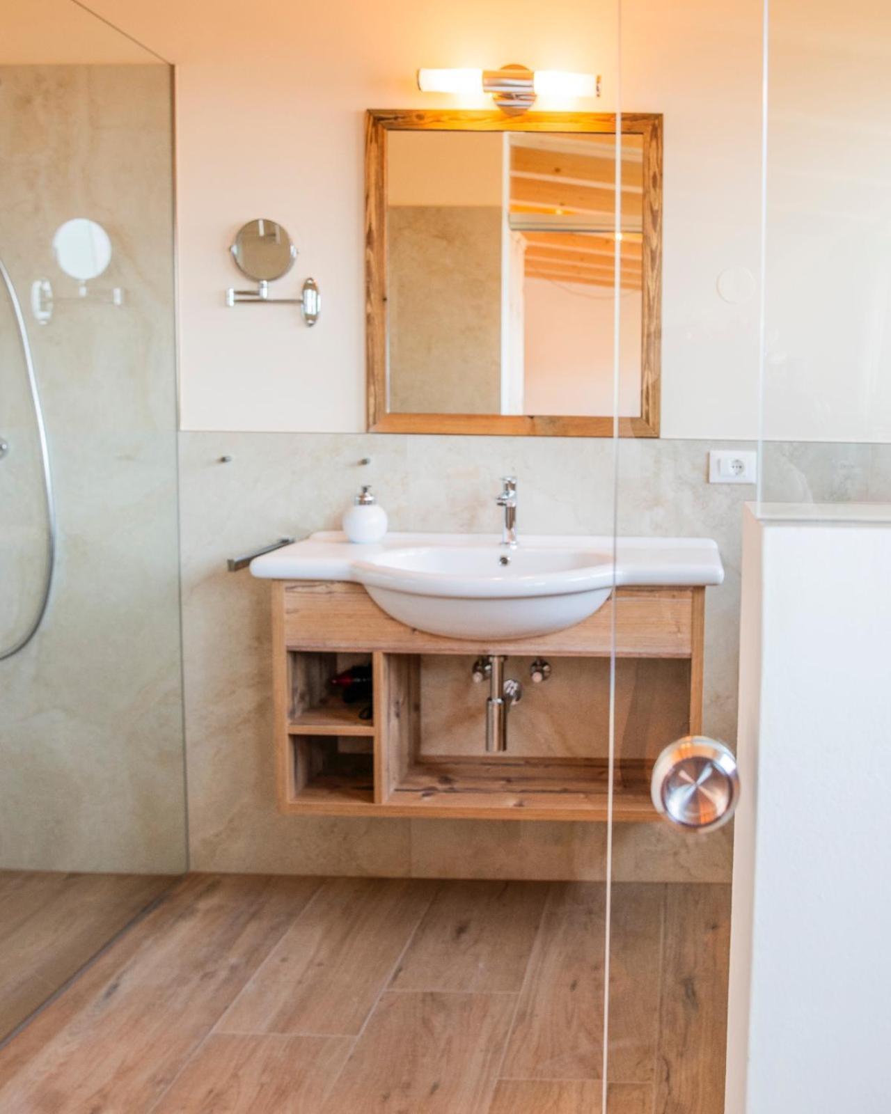 Bed and Breakfast Garni Stuebele Tirolo Zewnętrze zdjęcie