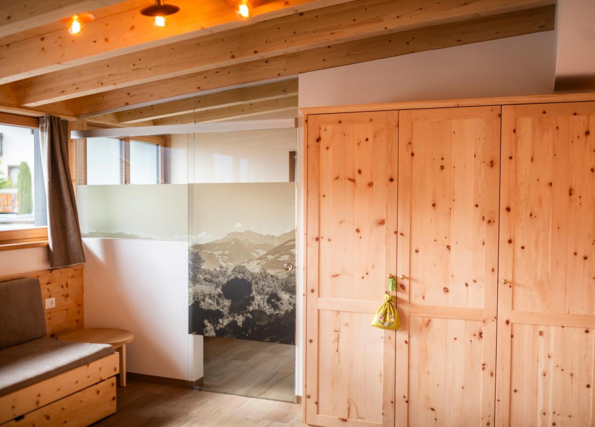 Bed and Breakfast Garni Stuebele Tirolo Zewnętrze zdjęcie