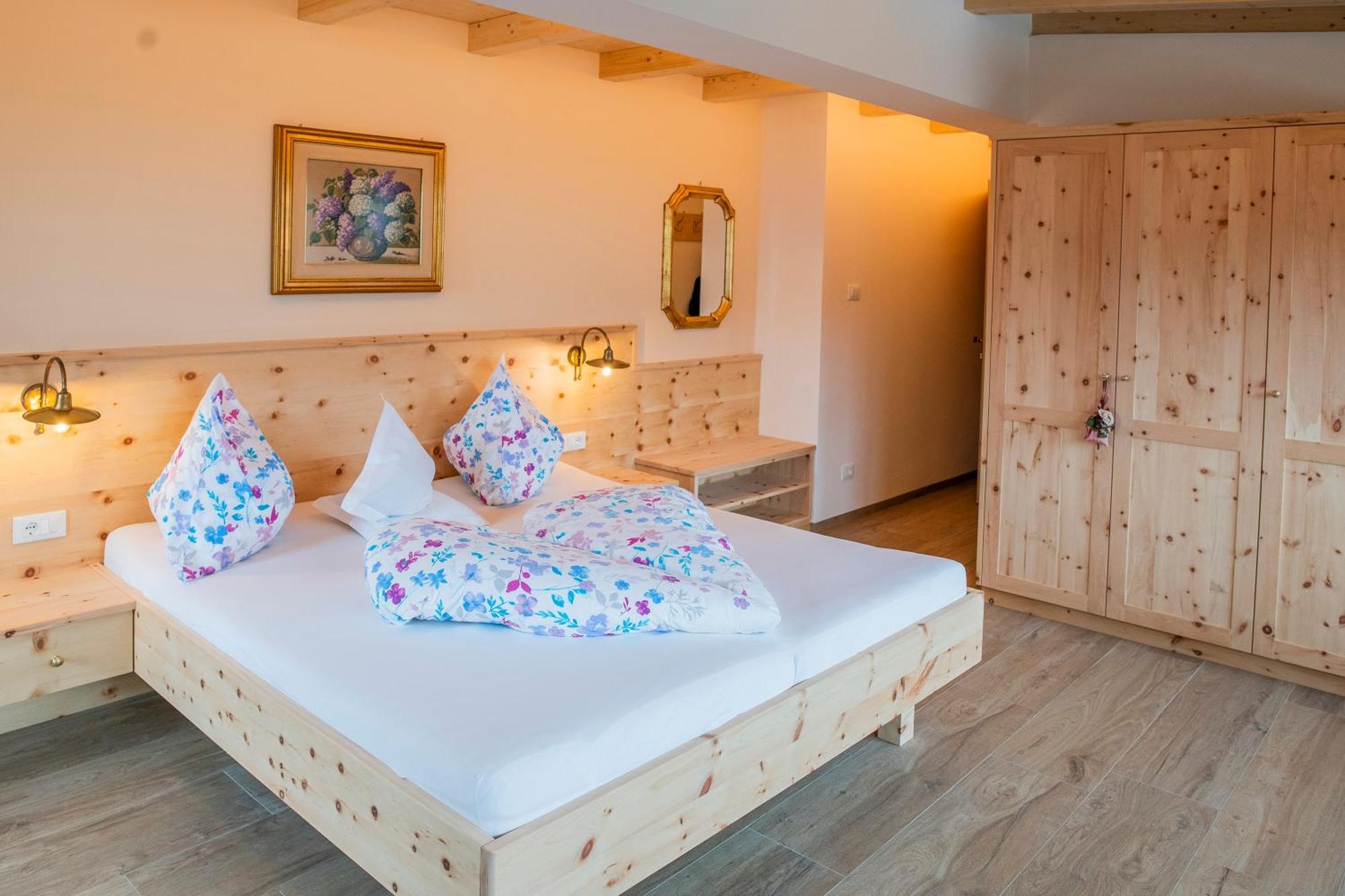 Bed and Breakfast Garni Stuebele Tirolo Zewnętrze zdjęcie