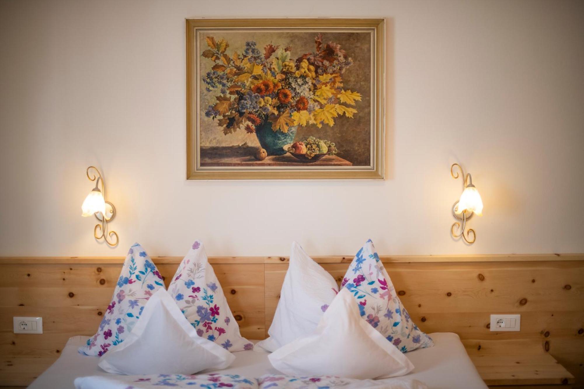 Bed and Breakfast Garni Stuebele Tirolo Zewnętrze zdjęcie